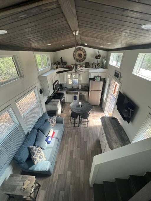 Fox Hollow - Tiny Home With Cypress Creek Access, Park Like Setting Wimberley Exterior foto